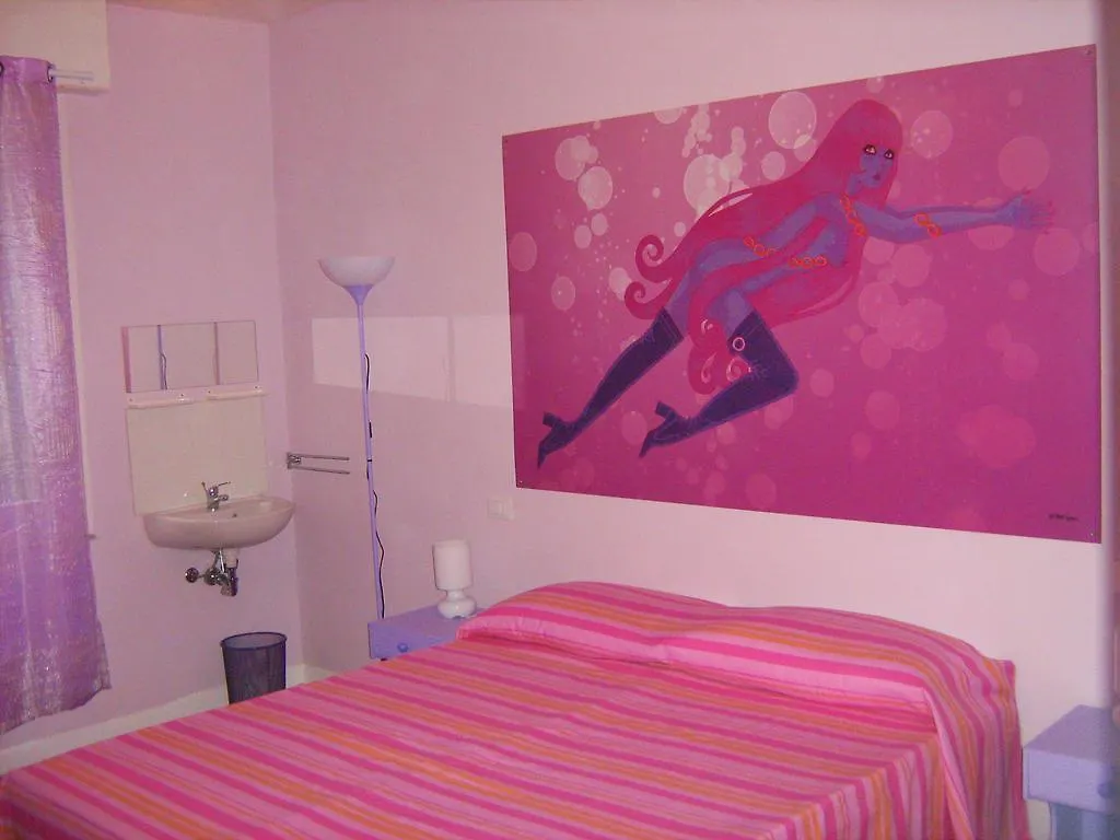 Sirenapop Concept B&B Rivazzurra Di Rimini ベッド・アンド・ブレックファスト